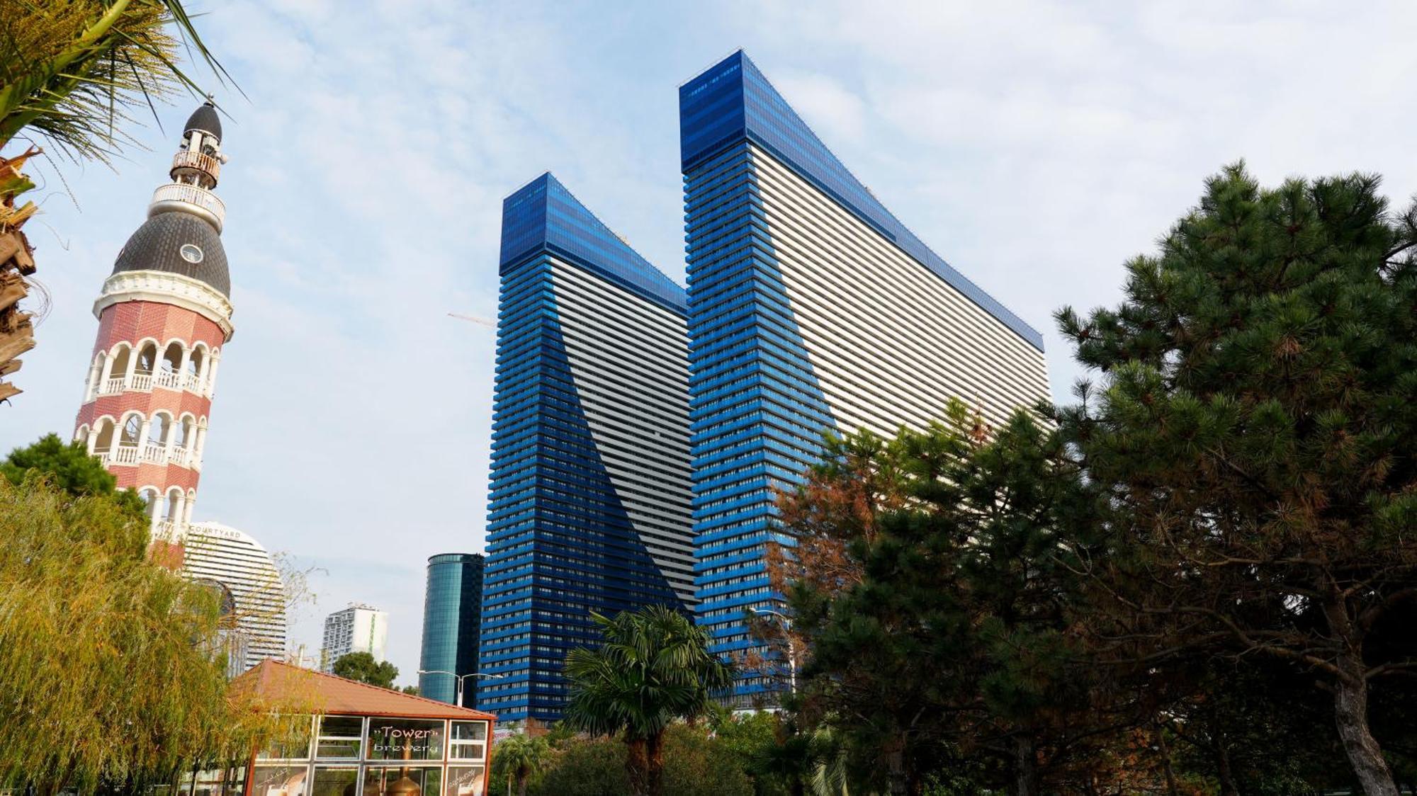 Lux Apart Hotel 555 巴统 外观 照片