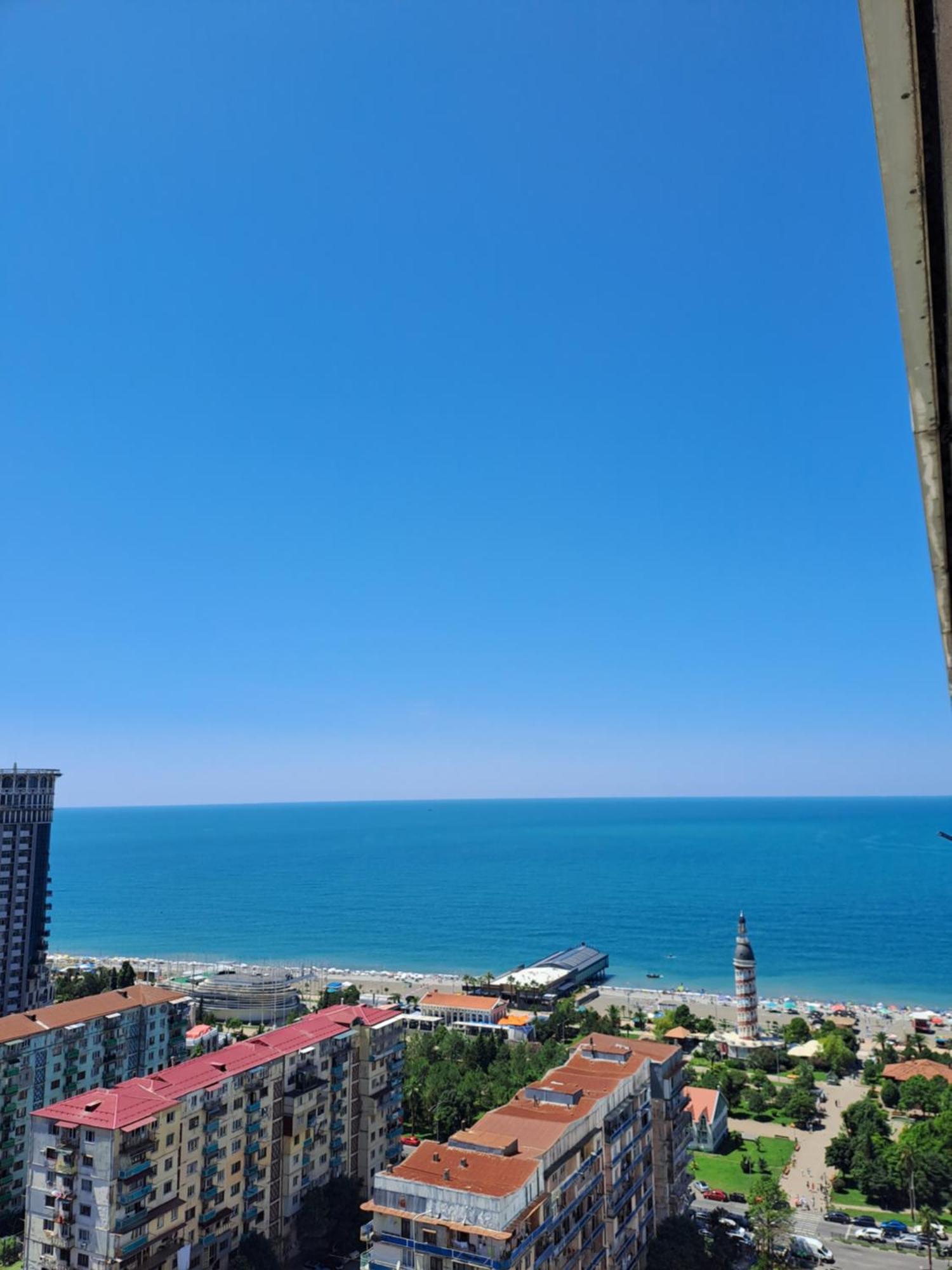 Lux Apart Hotel 555 巴统 客房 照片