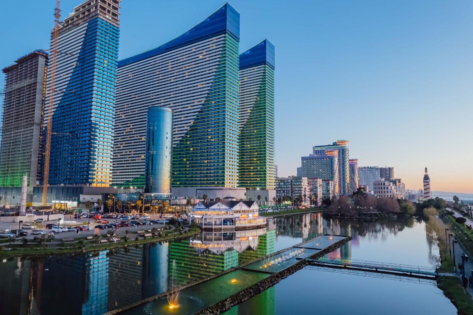 Lux Apart Hotel 555 巴统 客房 照片