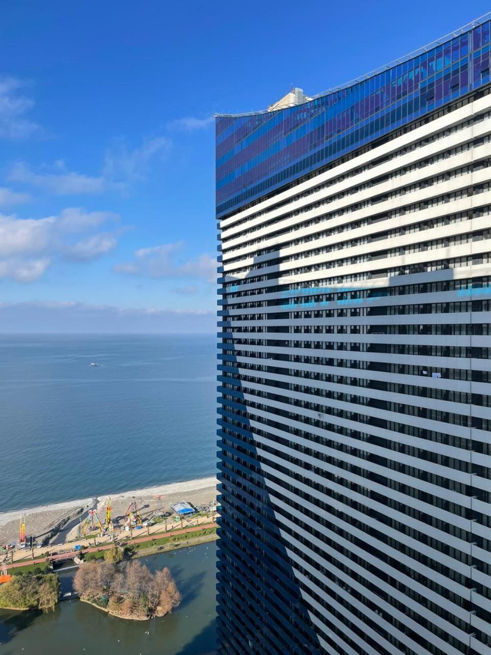 Lux Apart Hotel 555 巴统 客房 照片